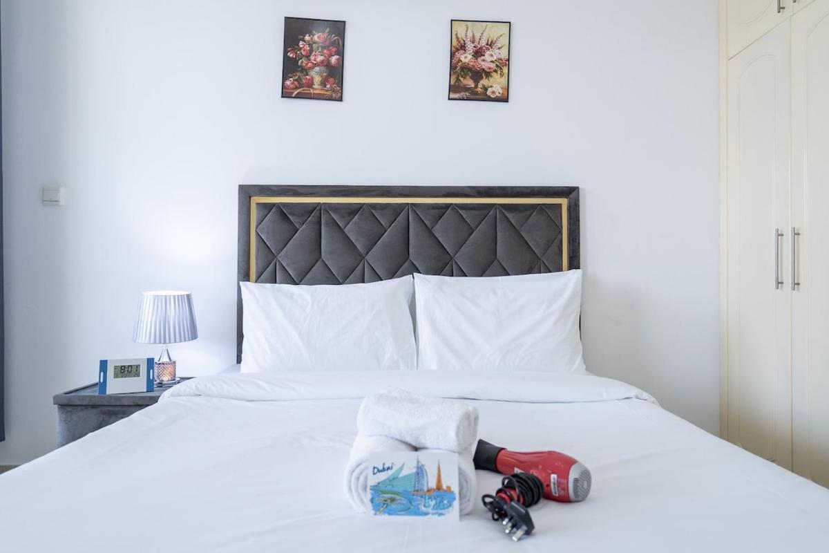 Apartment Cozy & Simple 1-bedroom Flat In Marina *